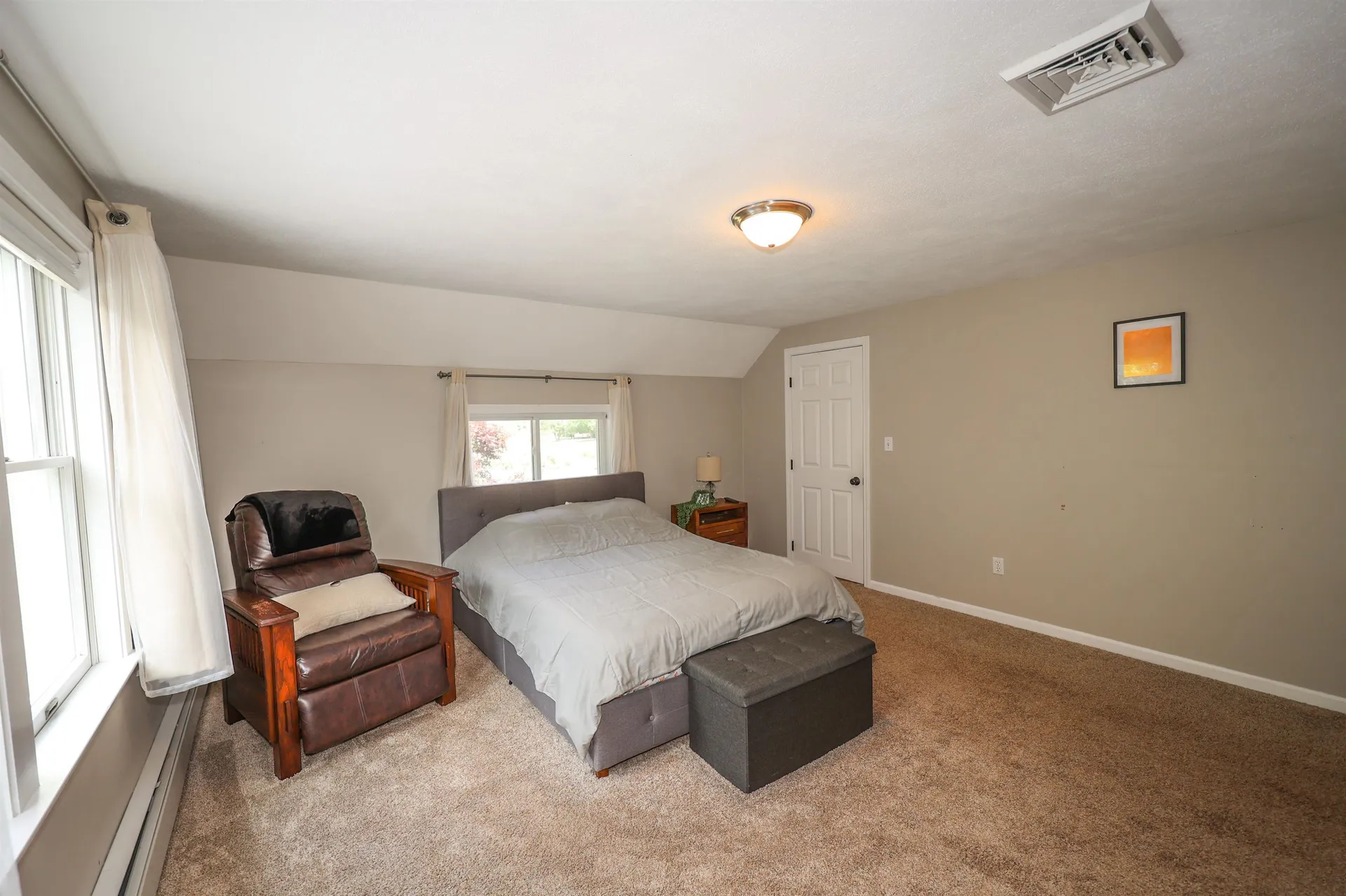 6 Tudor Drive Salem NH 03079