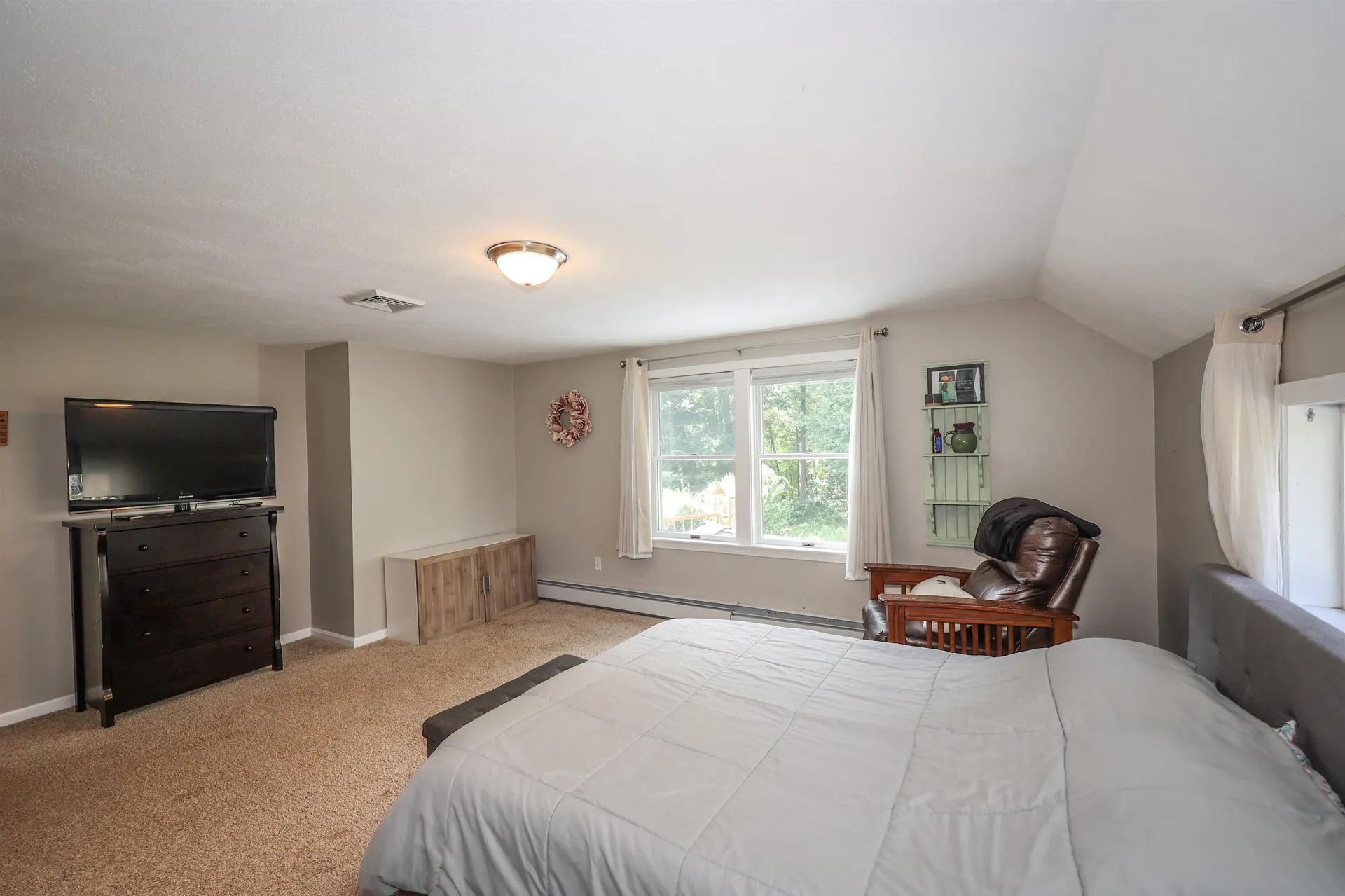 6 Tudor Drive Salem NH 03079