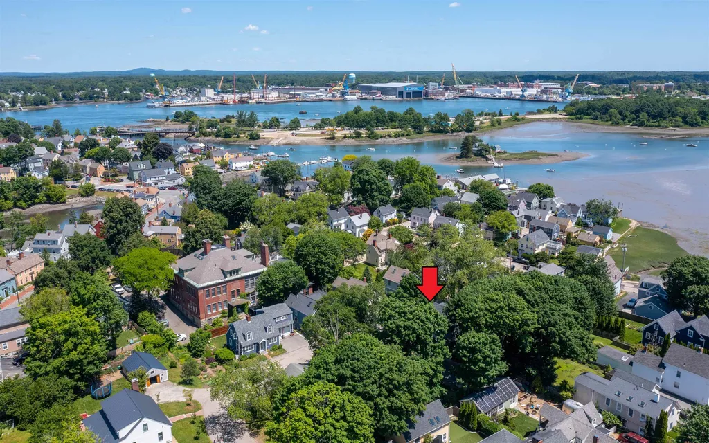 44 Humphreys Court Portsmouth NH 03801