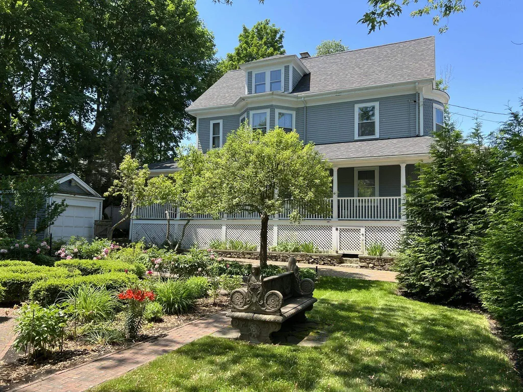 44 Humphreys Court Portsmouth NH 03801