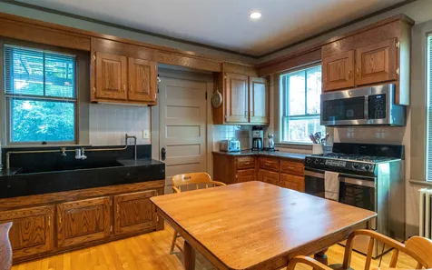 44 Humphreys Court Portsmouth NH 03801