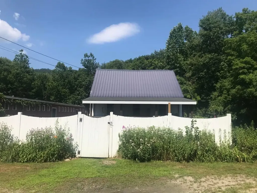 1277 Vt Route 30 Townshend VT 05353