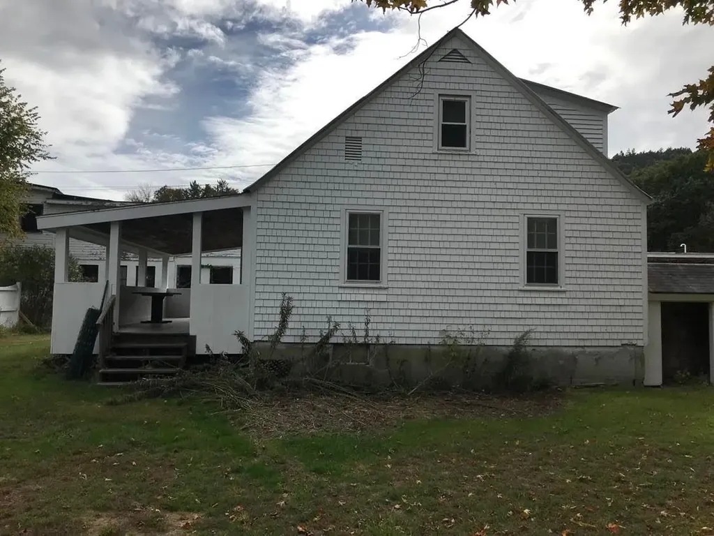 1277 Vt Route 30 Townshend VT 05353