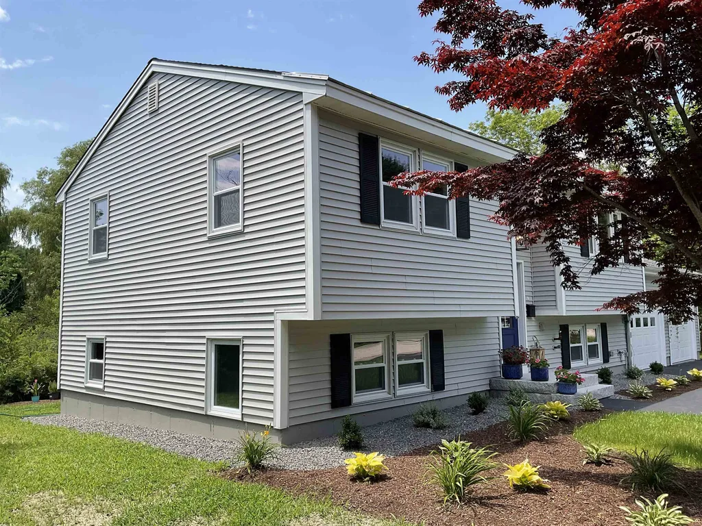 12 Lens Avenue Portsmouth NH 03801
