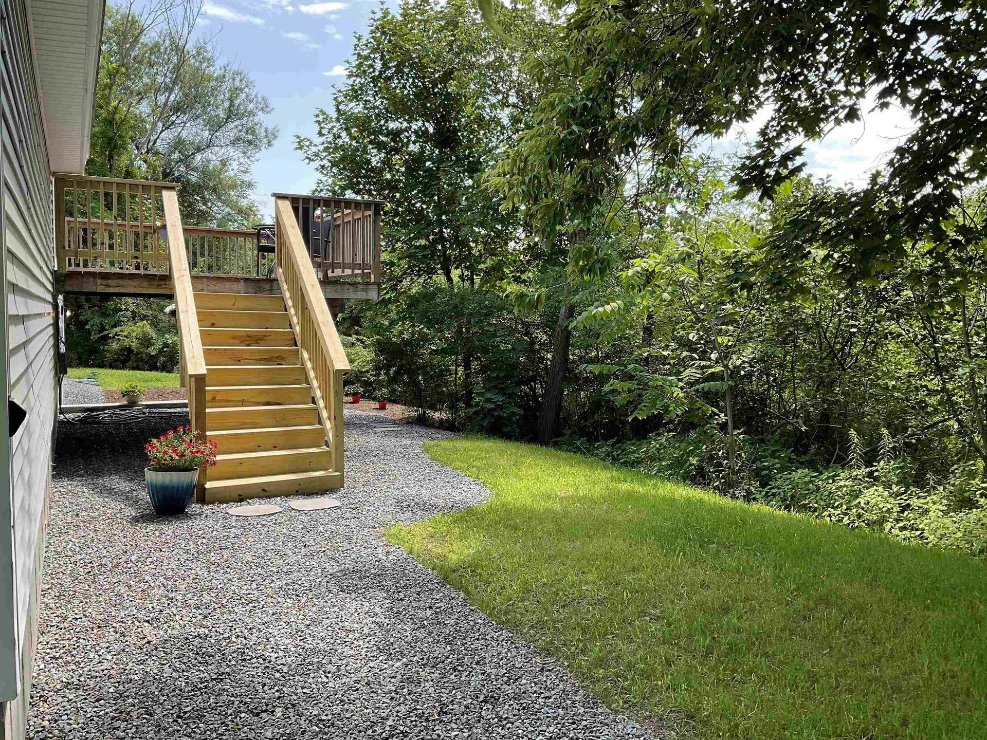12 Lens Avenue Portsmouth NH 03801