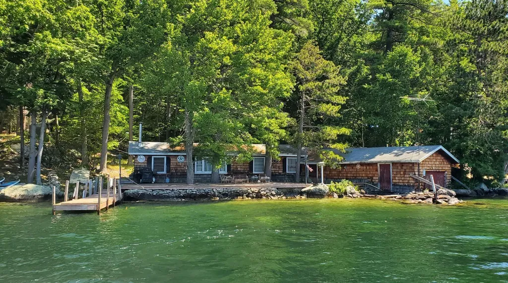484 Rattlesnake Island Alton NH 03809