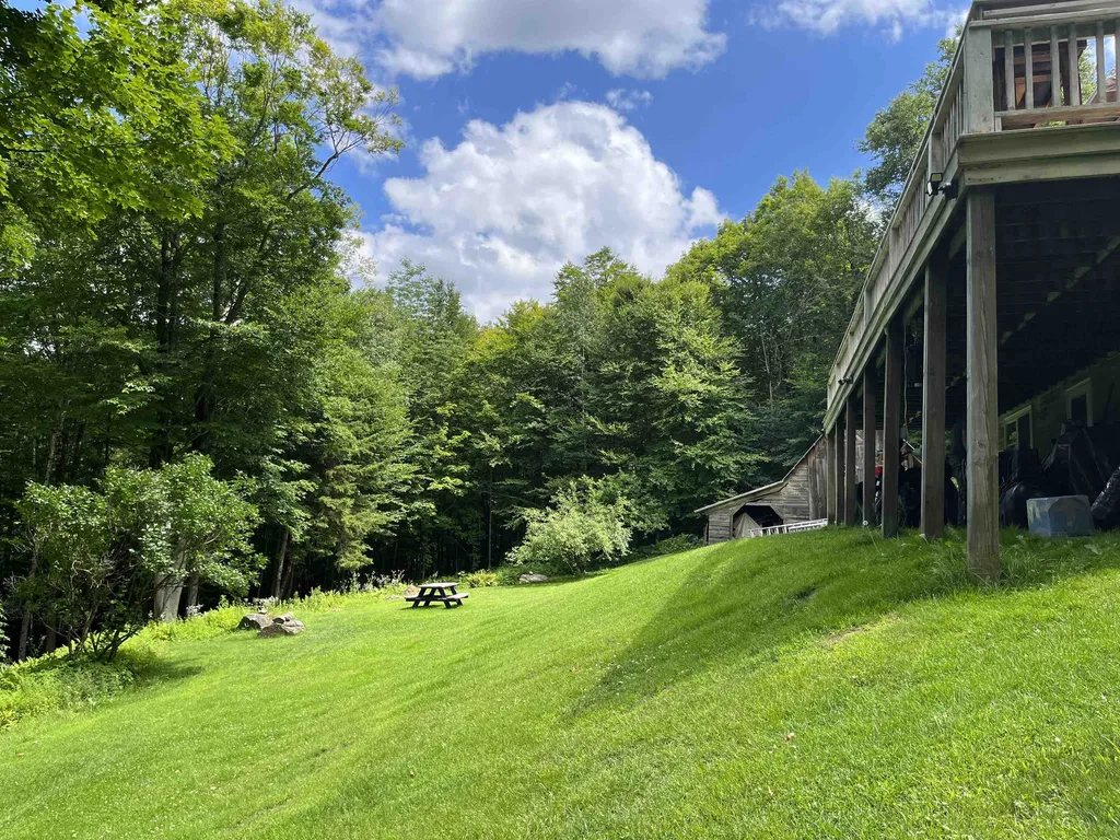 163 Browns Road Lincoln VT 05443