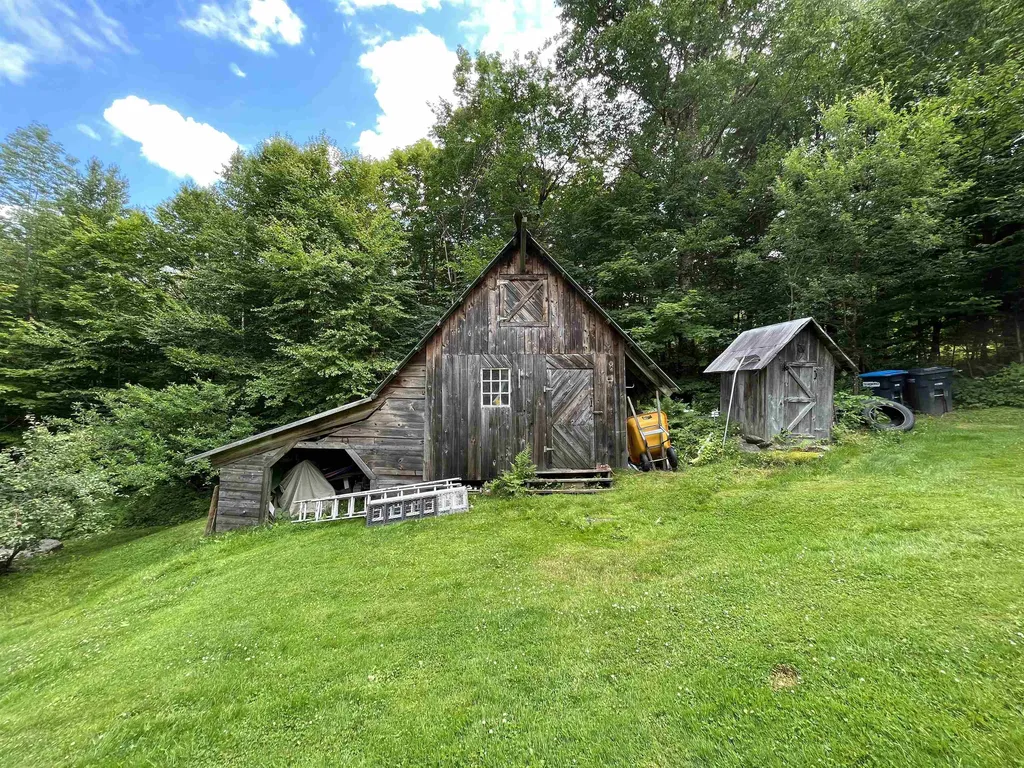 163 Browns Road Lincoln VT 05443