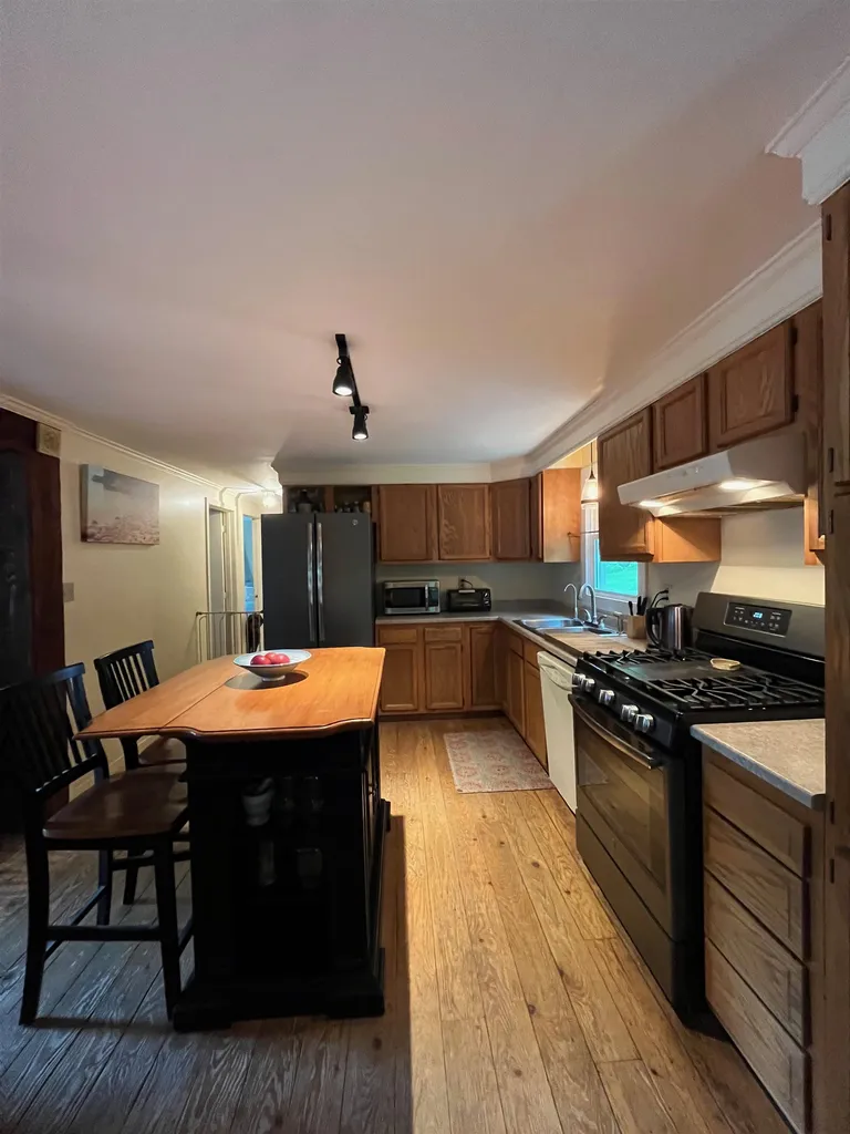 163 Browns Road Lincoln VT 05443