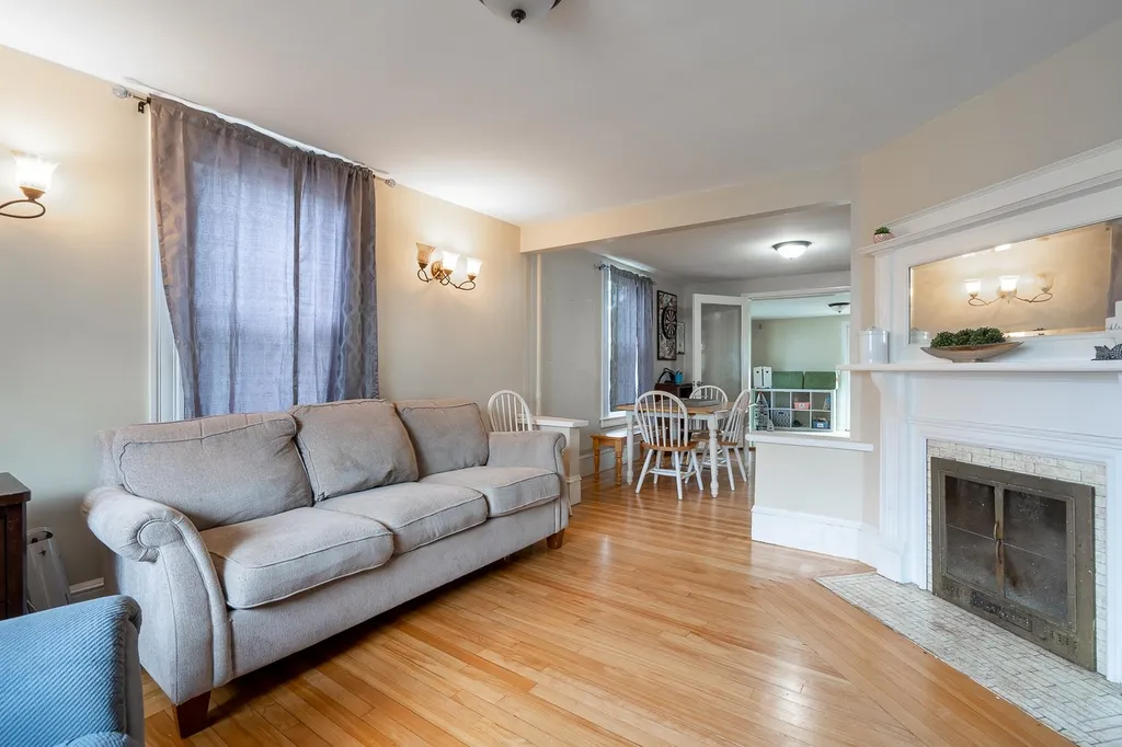 313 Laurel Street Manchester NH 03103