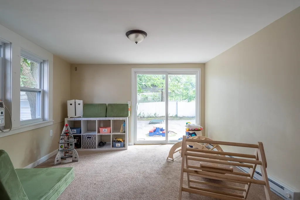 313 Laurel Street Manchester NH 03103