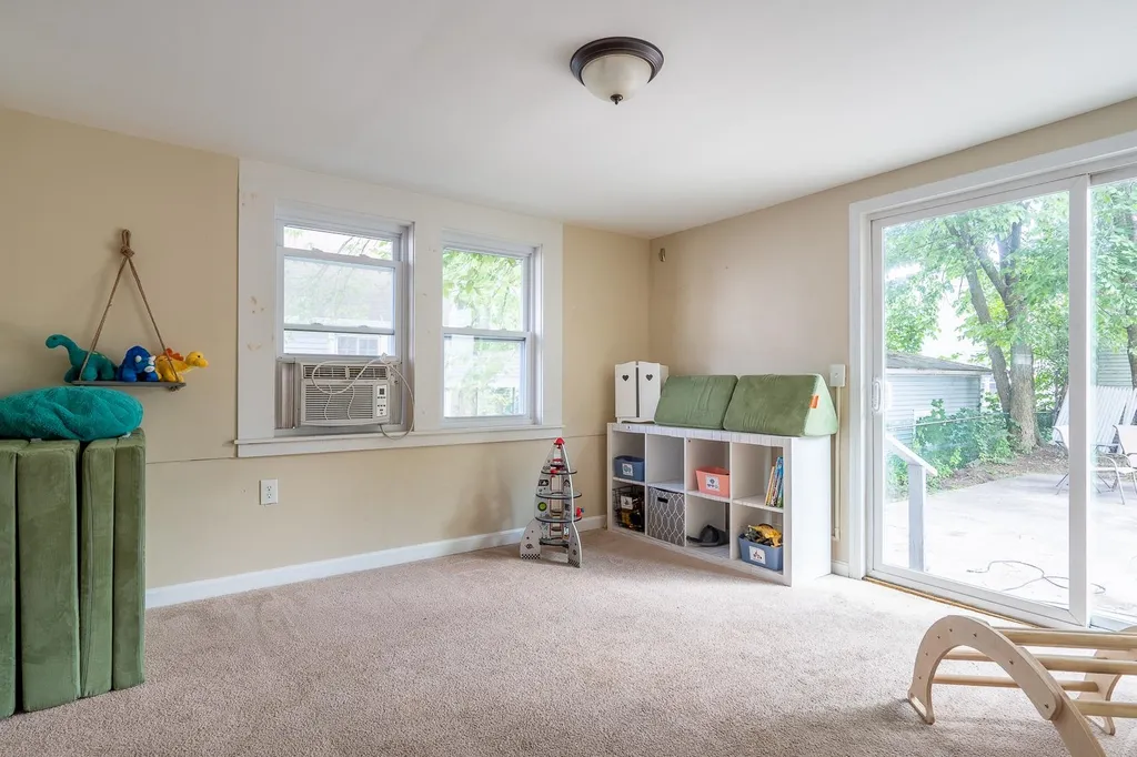 313 Laurel Street Manchester NH 03103