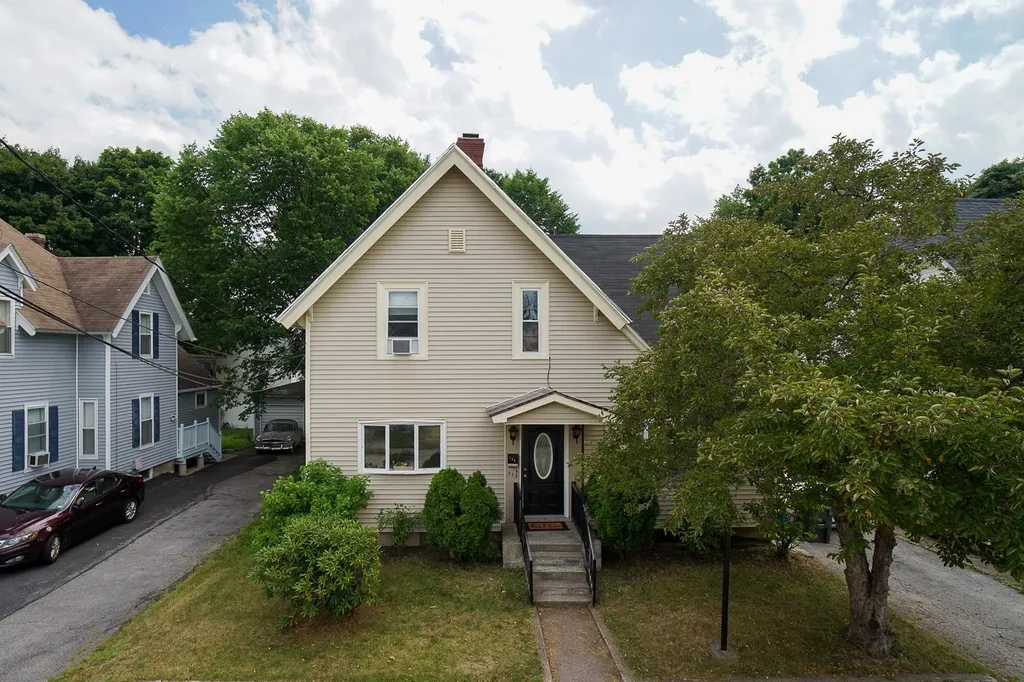 313 Laurel Street Manchester NH 03103