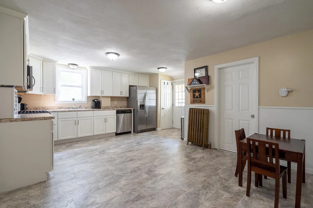 313 Laurel Street Manchester NH 03103