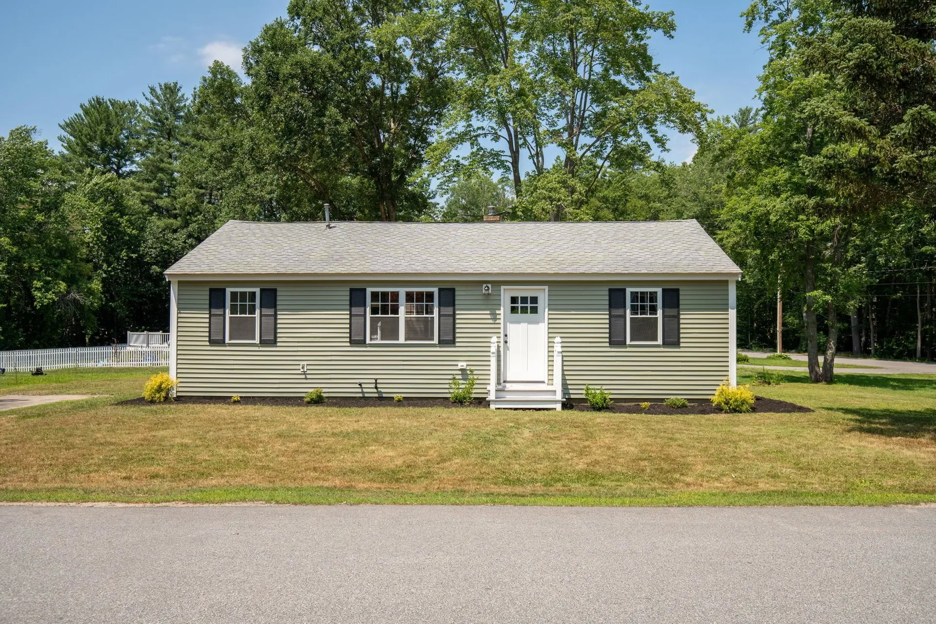 38 Crawford Avenue Exeter NH 03833