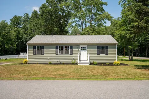 38 Crawford Avenue Exeter NH 03833