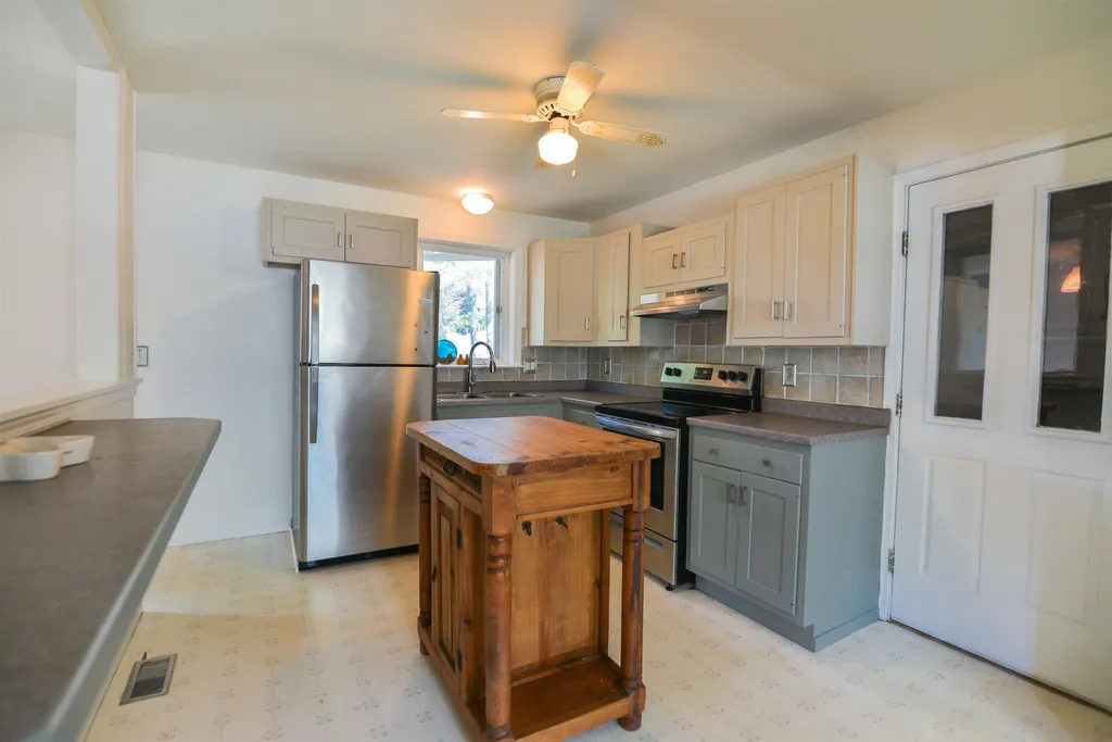 220 James Avenue Burlington VT 05401