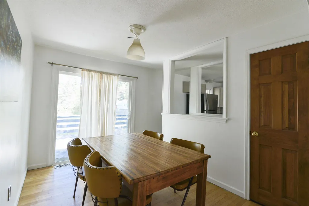 220 James Avenue Burlington VT 05401