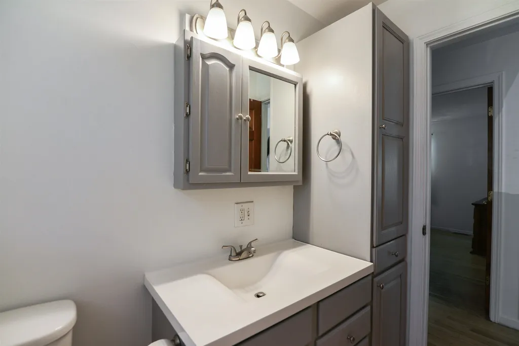 220 James Avenue Burlington VT 05401