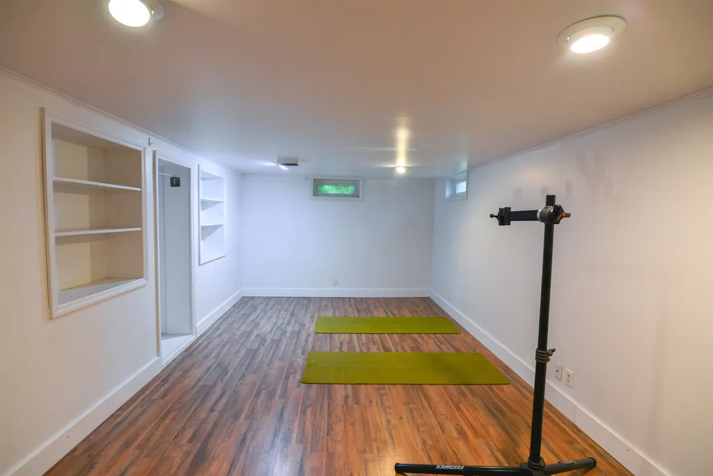 220 James Avenue Burlington VT 05401