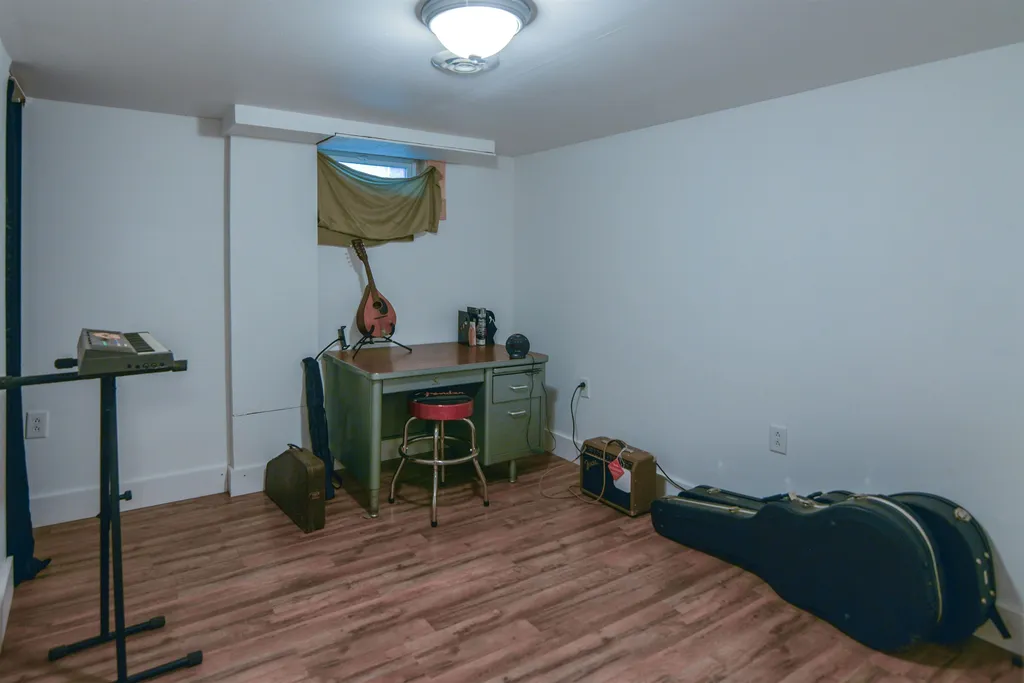 220 James Avenue Burlington VT 05401