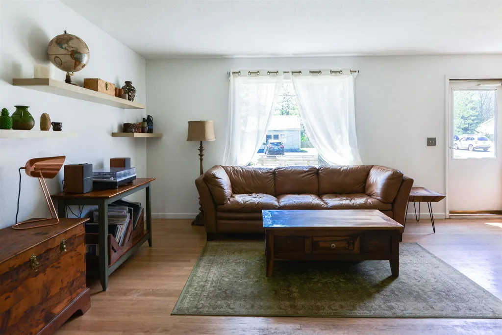 220 James Avenue Burlington VT 05401