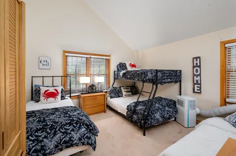 33 Birdie Way Laconia NH 03246
