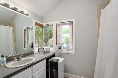 33 Birdie Way Laconia NH 03246