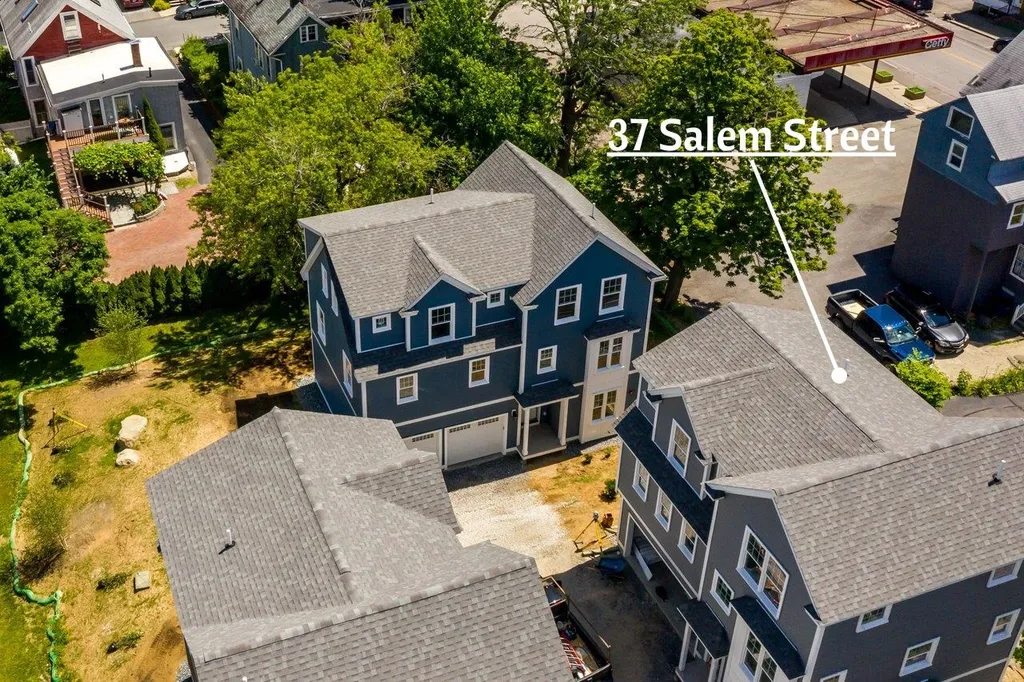 37 Salem Street Portsmouth NH 03801