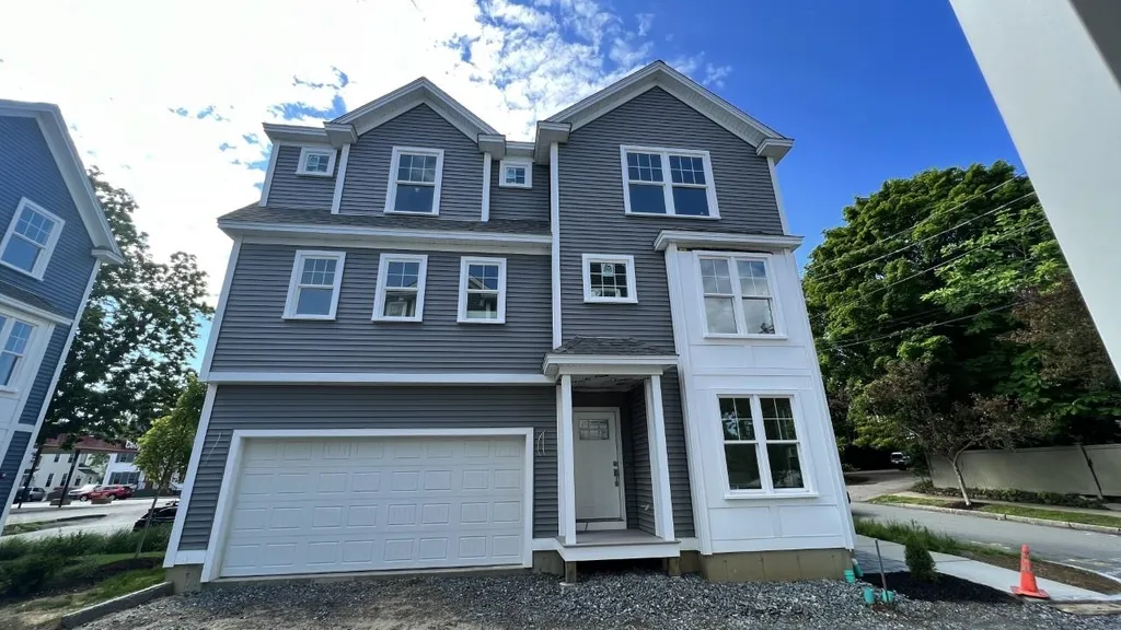 37 Salem Street Portsmouth NH 03801