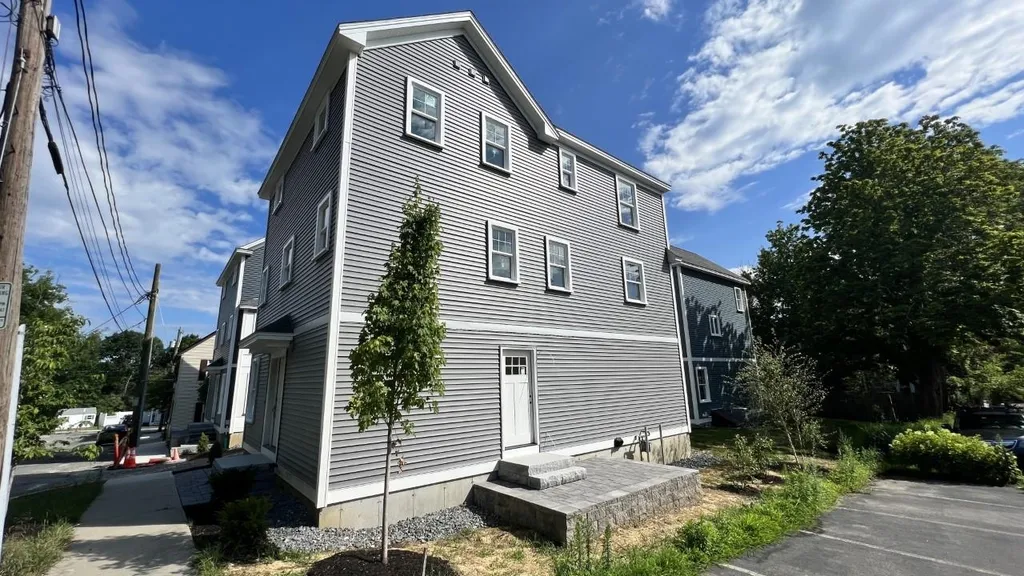 37 Salem Street Portsmouth NH 03801