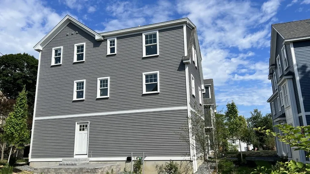 37 Salem Street Portsmouth NH 03801