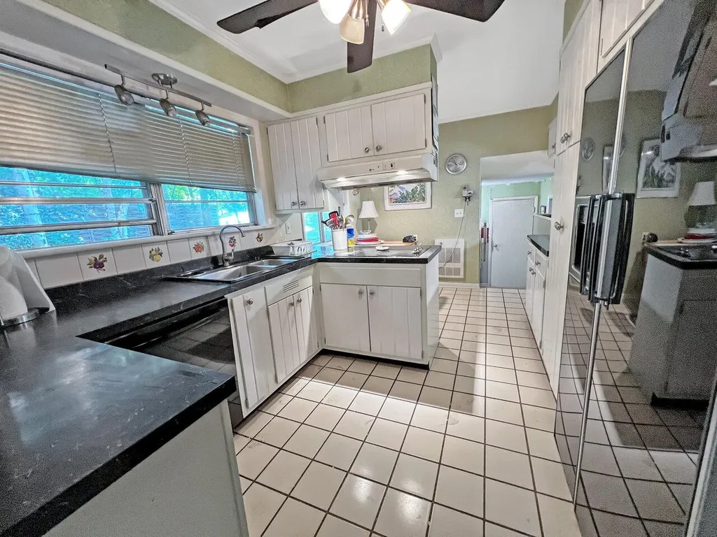379 Pinehurst Drive Shelburne VT 05482