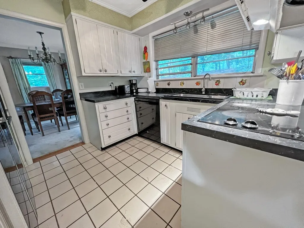 379 Pinehurst Drive Shelburne VT 05482