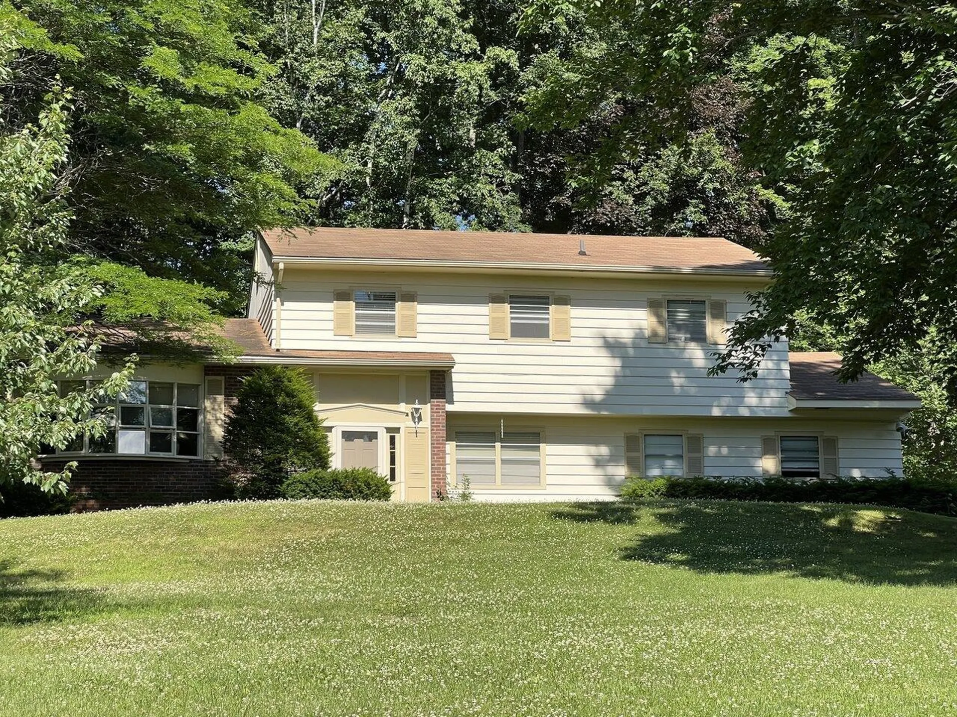 379 Pinehurst Drive Shelburne VT 05482