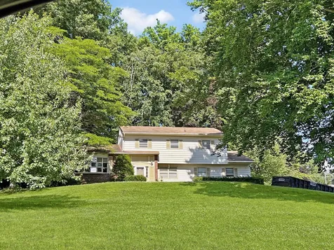 379 Pinehurst Drive Shelburne VT 05482