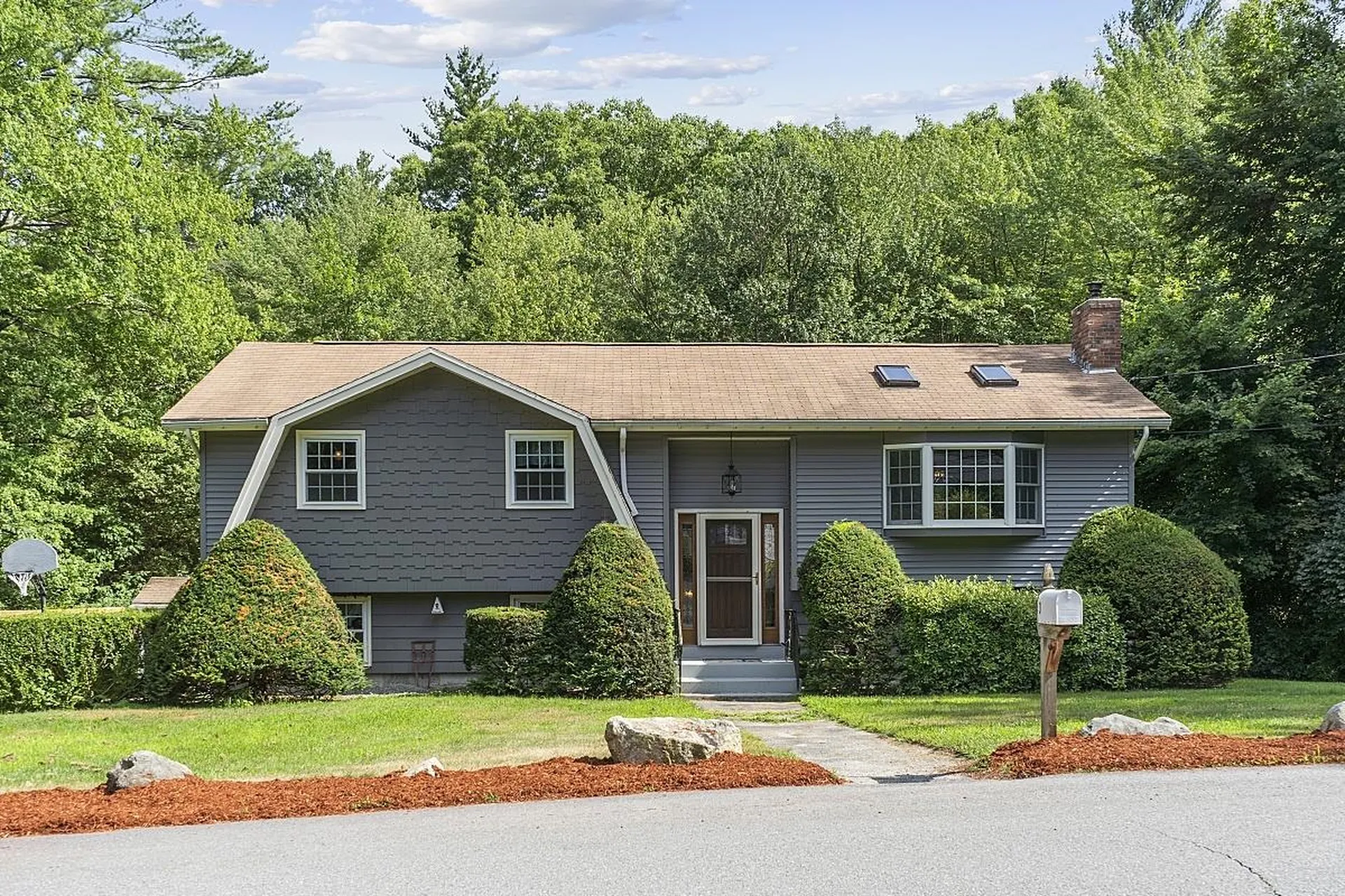 3 Kennedy Drive Pelham NH 03076