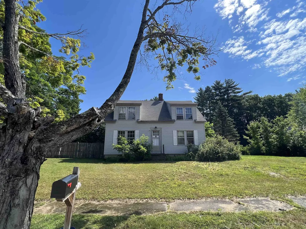 41 Mountain View Drive Hill NH 03243
