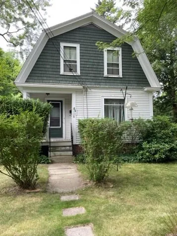 31 Chamberlain Street Rochester NH 03867