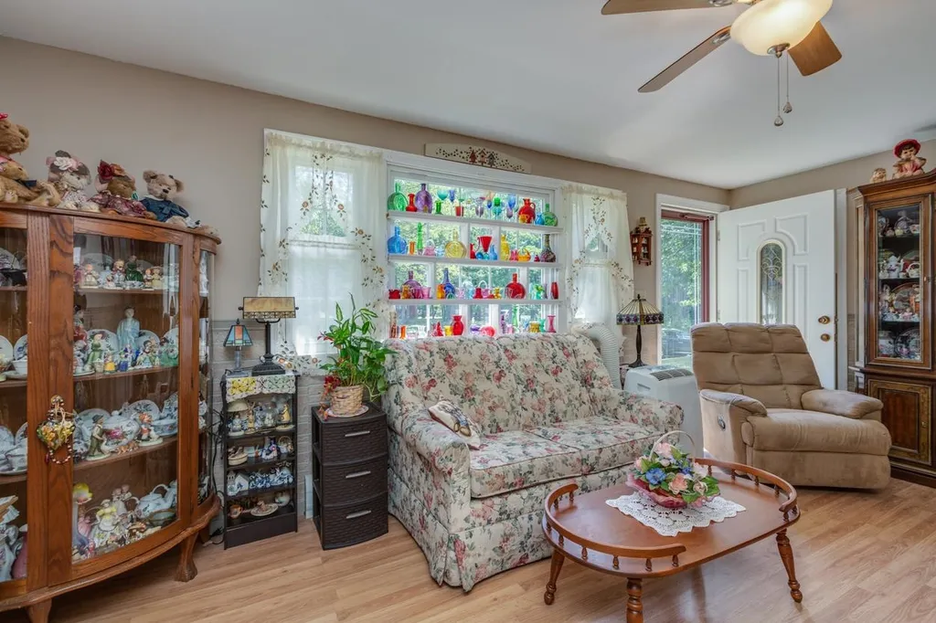 12 Rosemary Court Concord NH 03303