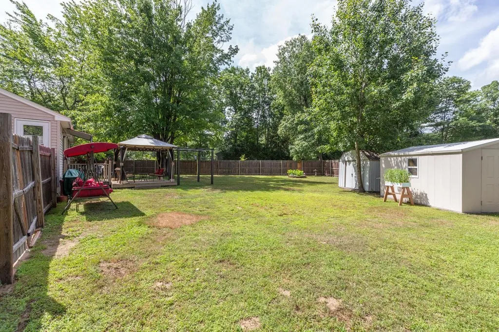 12 Rosemary Court Concord NH 03303