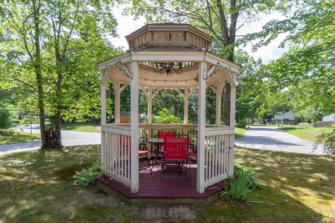 12 Rosemary Court Concord NH 03303