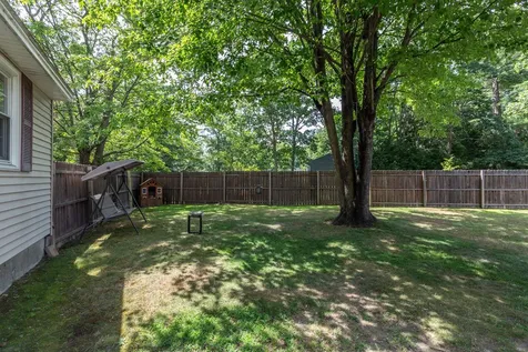 12 Rosemary Court Concord NH 03303