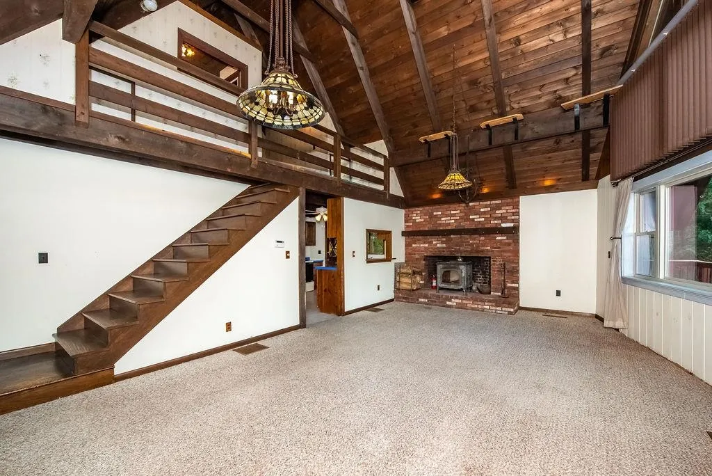 227 Tolend Road Barrington NH 03825