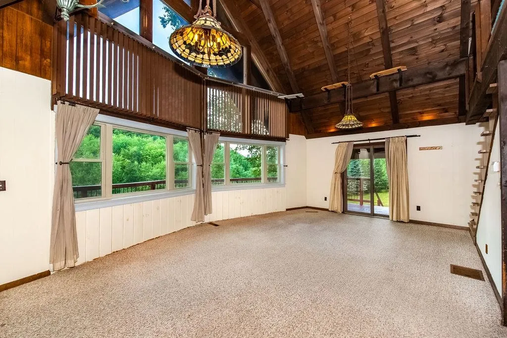 227 Tolend Road Barrington NH 03825
