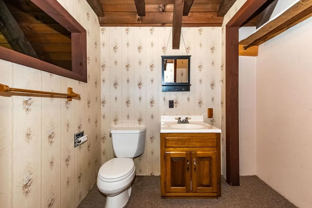 227 Tolend Road Barrington NH 03825