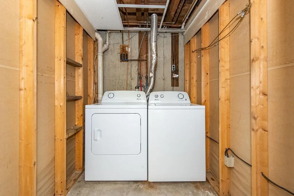 227 Tolend Road Barrington NH 03825