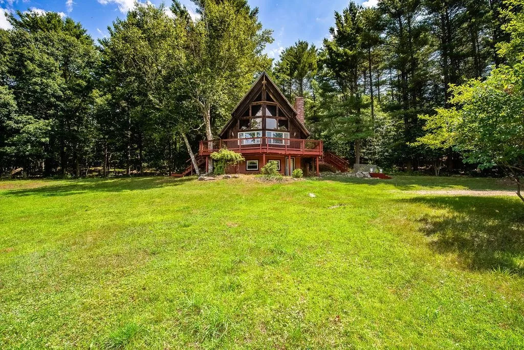 227 Tolend Road Barrington NH 03825