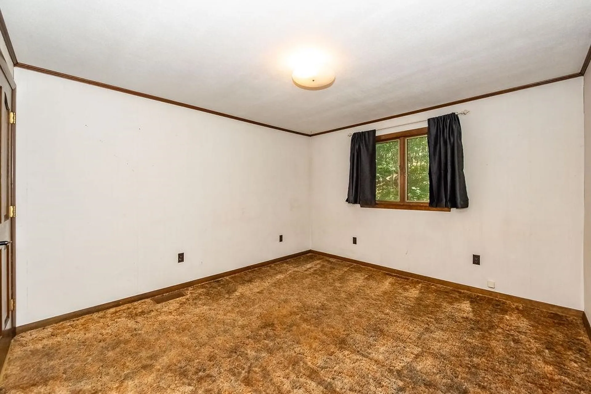 227 Tolend Road Barrington NH 03825