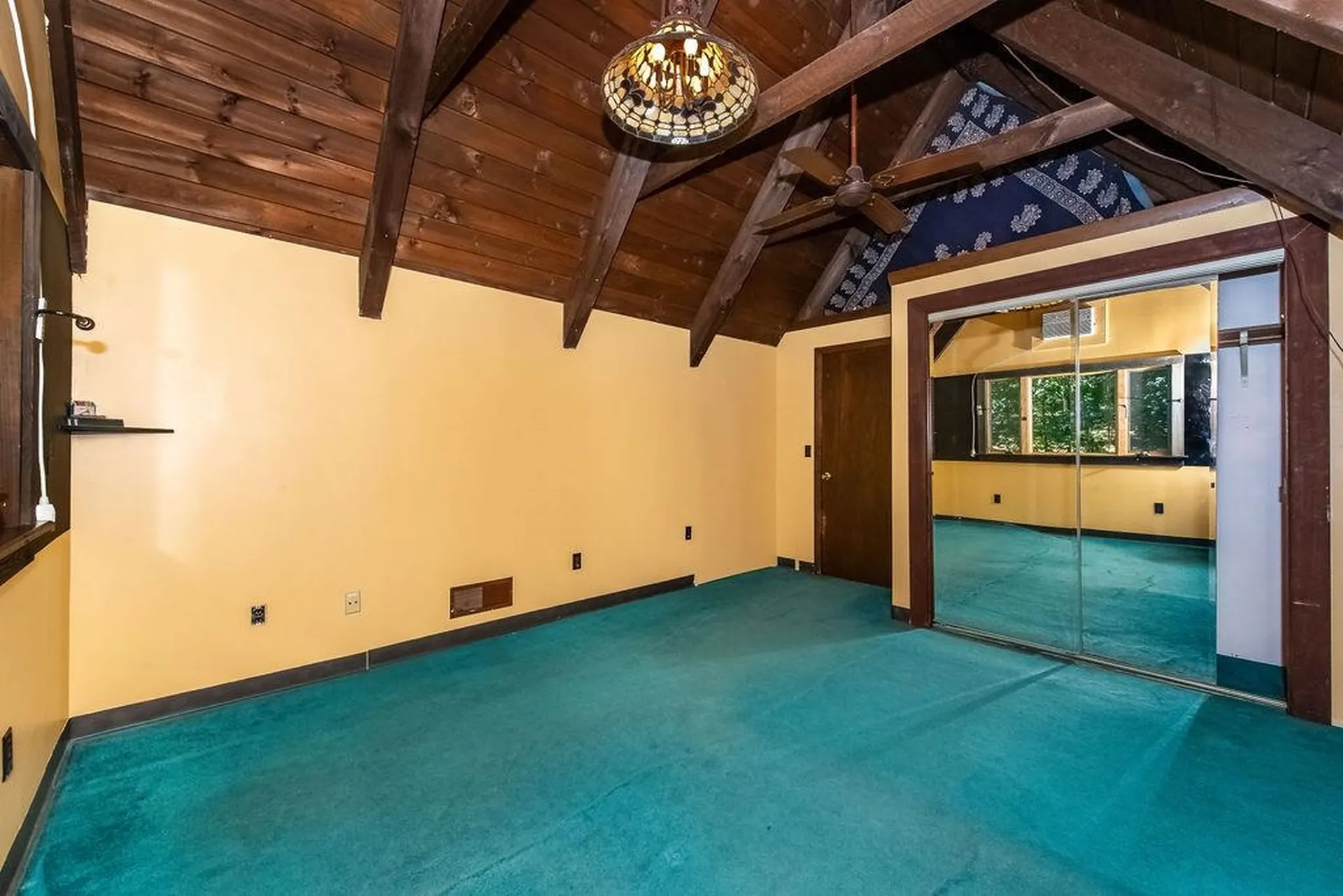 227 Tolend Road Barrington NH 03825
